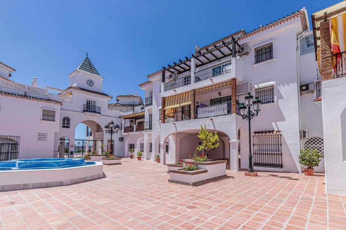 797 Holiday Rentals - Apartamento En Pueblo Quinta A 1 Min De La Playa Benalmádena Esterno foto