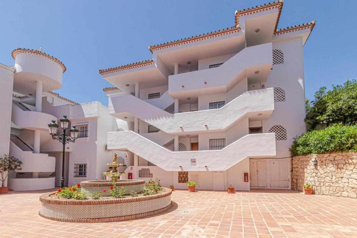 797 Holiday Rentals - Apartamento En Pueblo Quinta A 1 Min De La Playa Benalmádena Esterno foto