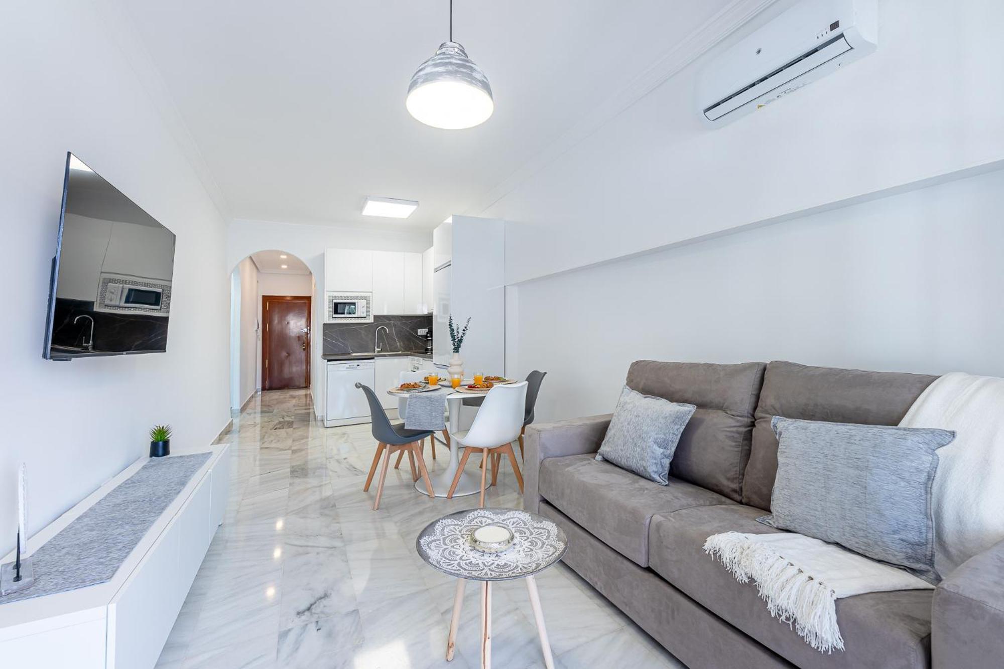 797 Holiday Rentals - Apartamento En Pueblo Quinta A 1 Min De La Playa Benalmádena Esterno foto