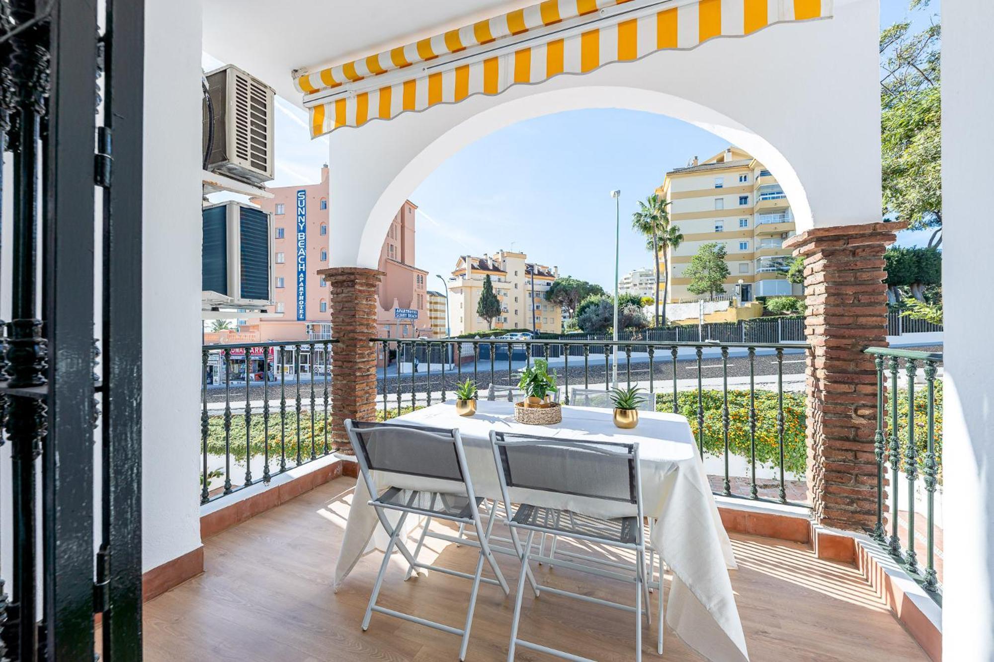 797 Holiday Rentals - Apartamento En Pueblo Quinta A 1 Min De La Playa Benalmádena Esterno foto