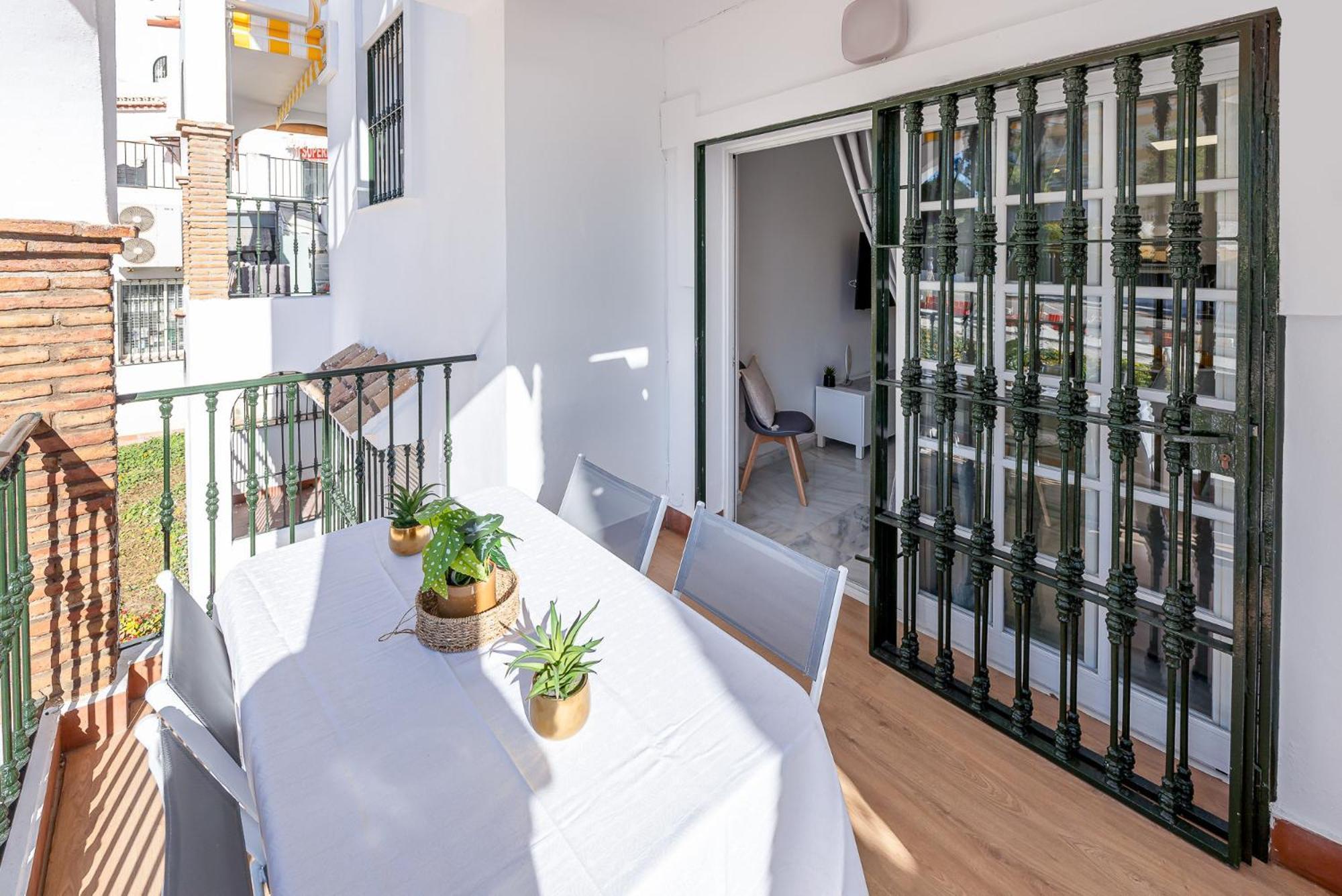 797 Holiday Rentals - Apartamento En Pueblo Quinta A 1 Min De La Playa Benalmádena Esterno foto